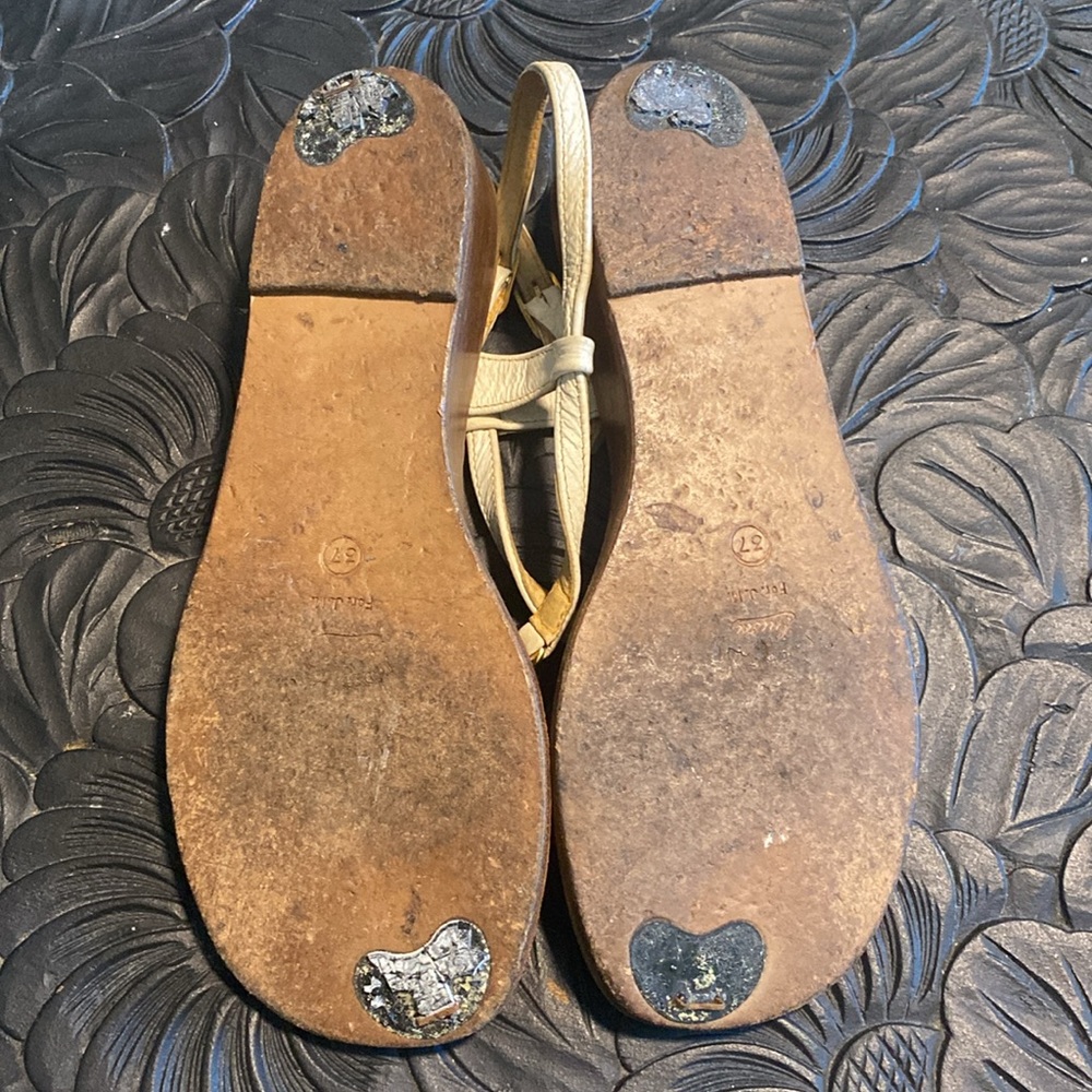 Vintage Gucci Sandals sz 7 - Picture 7 of 7